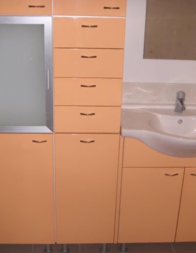 Studio B - Kupaonski namještaj 004