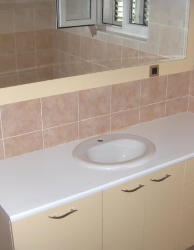 Studio B - Kupaonski namještaj 005