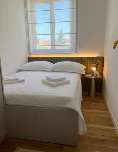 Studio B - Spavaća soba 050